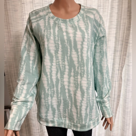Eddie Bauer Tops - WOMEMS EDDIE BAUER GREEN VISTA CURVED HEM TOP  sz XL